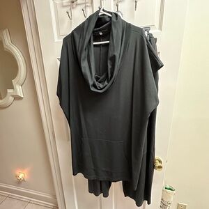 Bryn Walker Cowl Tunic & Bryn Walker Pants 
set is $88    XL  black